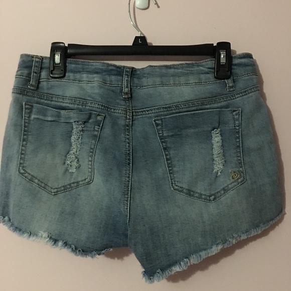 Indigo Rein Embroidery Jean Shorts - Picture 2 of 2